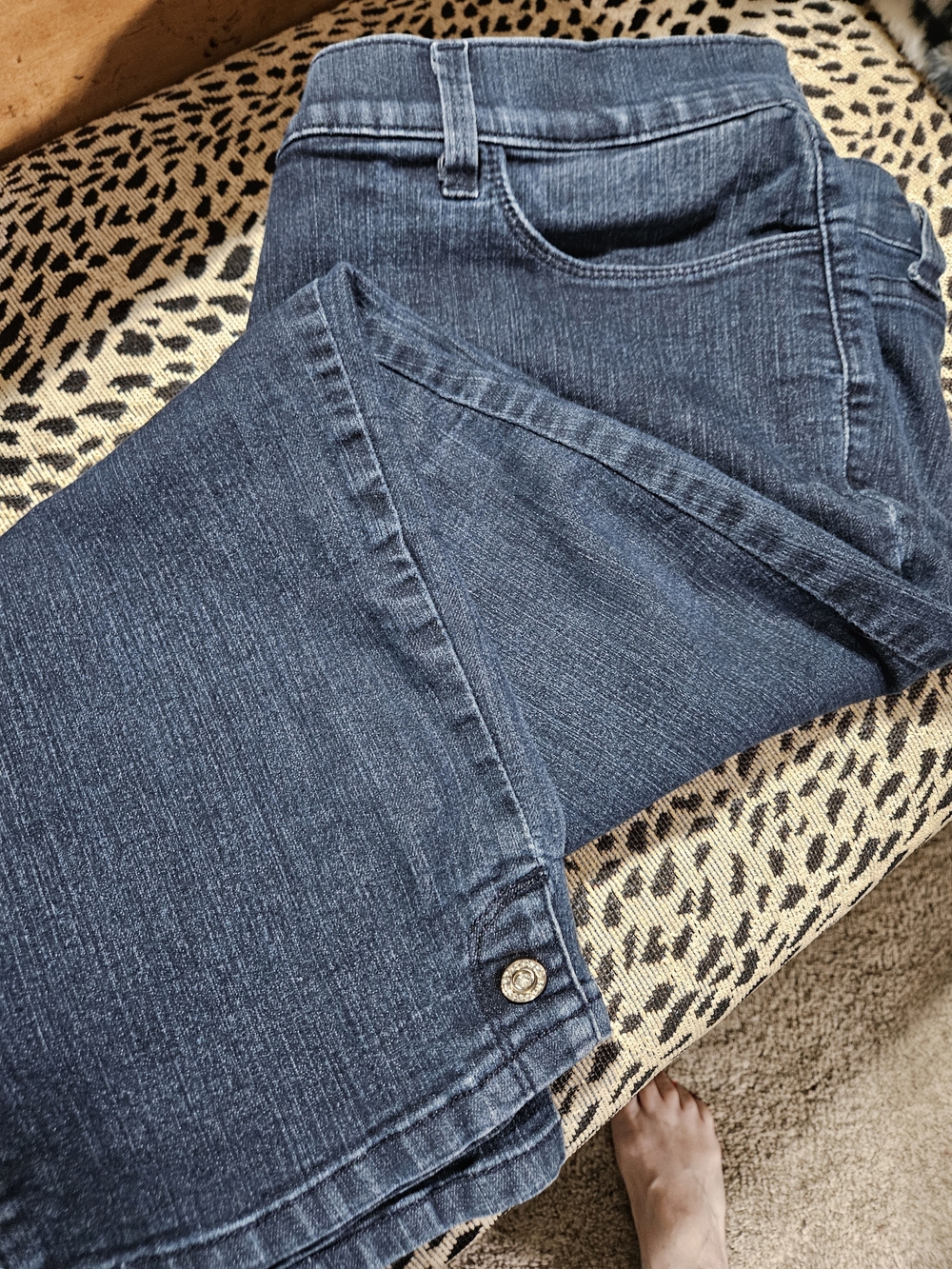 NYDJ Dark Blue capri length Jeans
